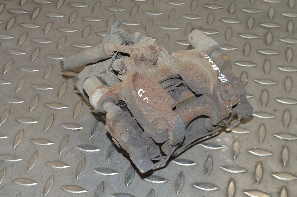 Aizmugurējais bremžu suports – Volkswagen e-Golf (2014-)