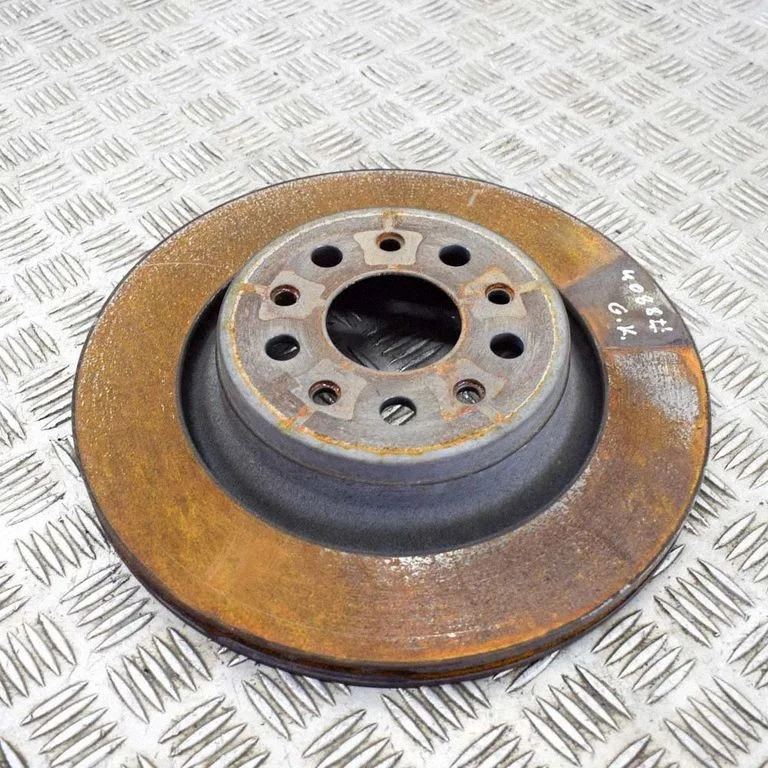 Aizmugurējais bremžu disks 670105705