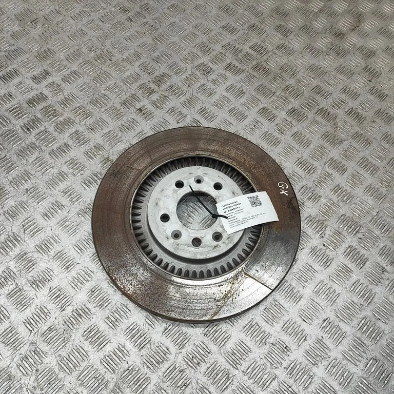 Rear brake disc – left