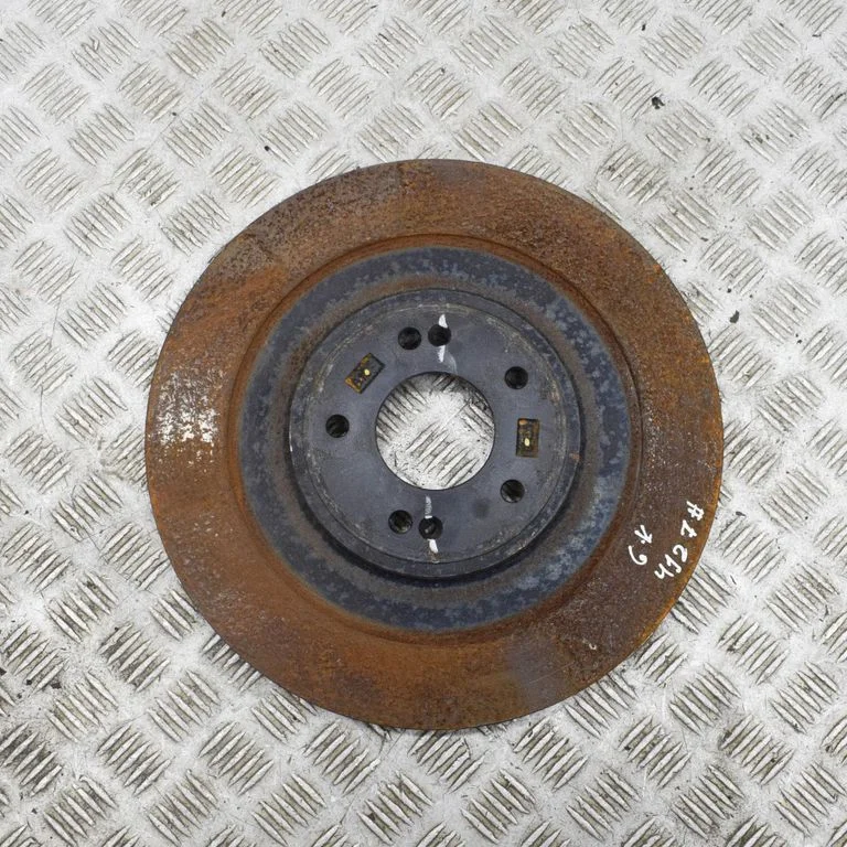 Aizmugurējais bremžu disks 58411GI000