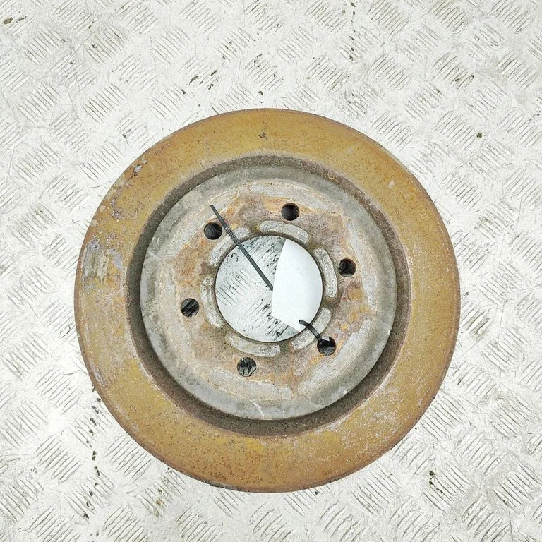 Aizmugurējais bremžu disks JL3Z2C026D