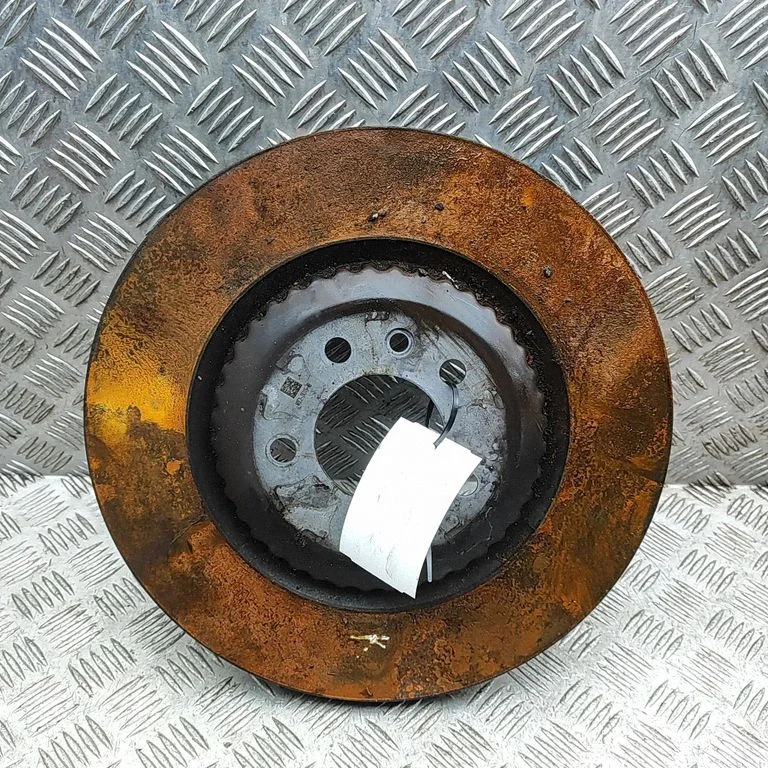 Tagumine piduriketas M8E22A315AB