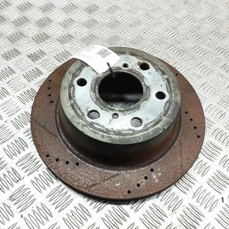 Tagumine piduriketas 23195438 – Cadillac Escalade IV (2014-2020)