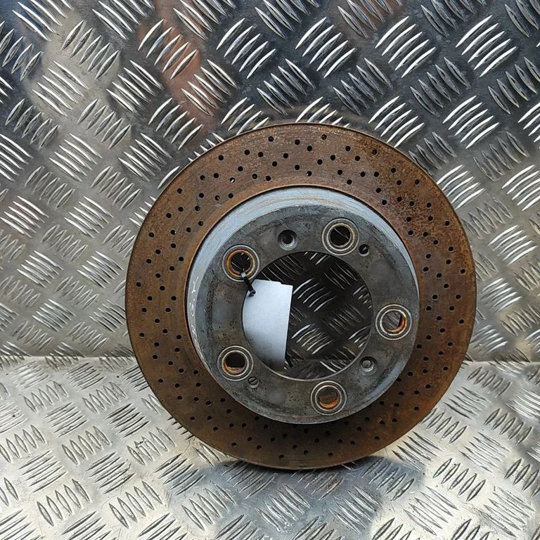 Aizmugurējais bremžu disks 99635240103