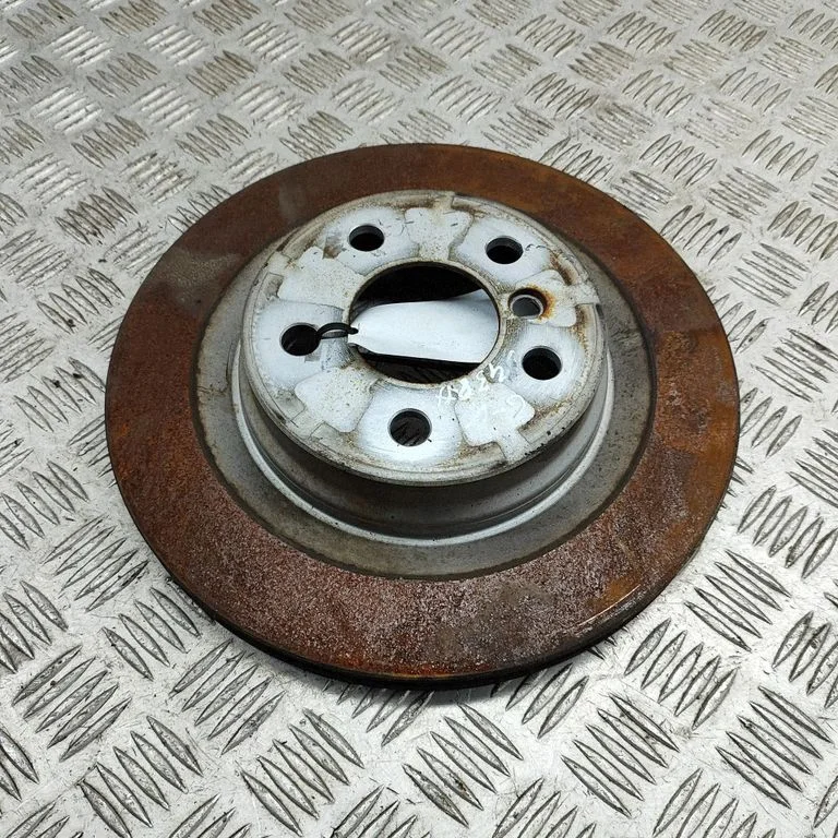 Aizmugurējais bremžu disks 6891086