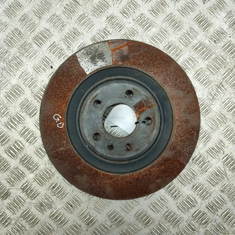 Aizmugurējais bremžu disks 8W0615601K