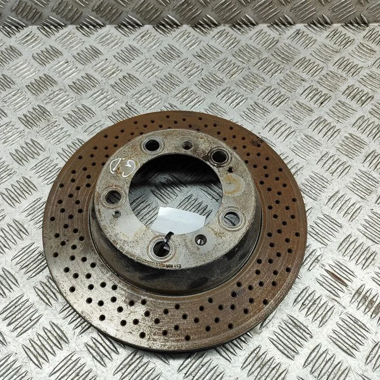 Aizmugurējais bremžu disks 98735240300