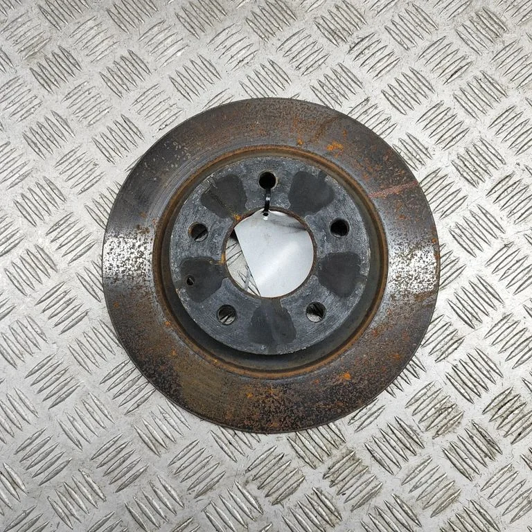 Aizmugurējais bremžu disks GHT226251