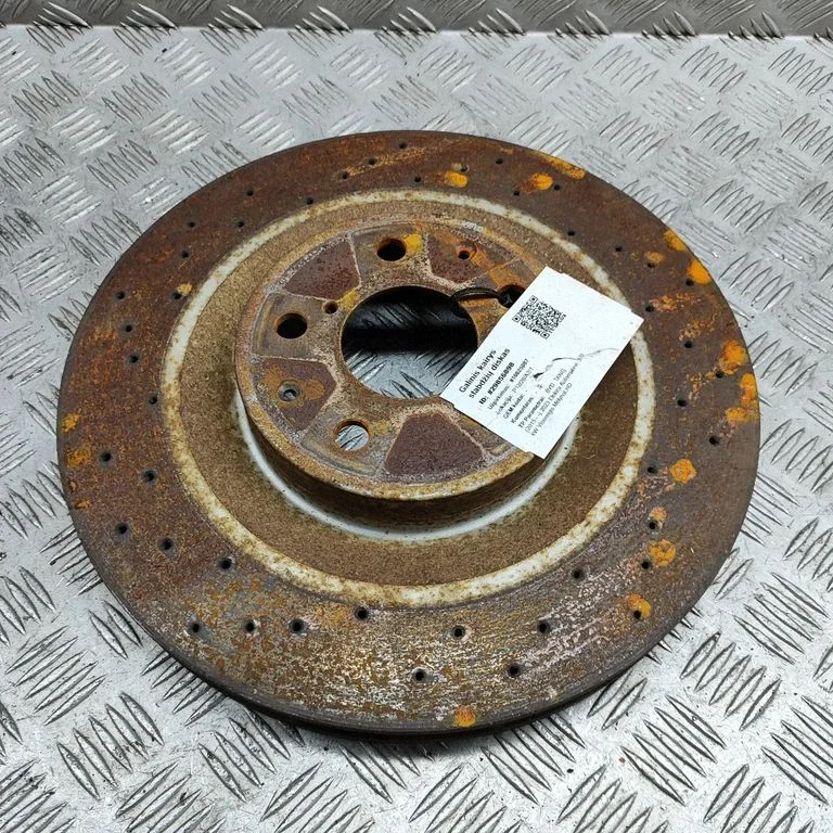 Rear brake disc – left