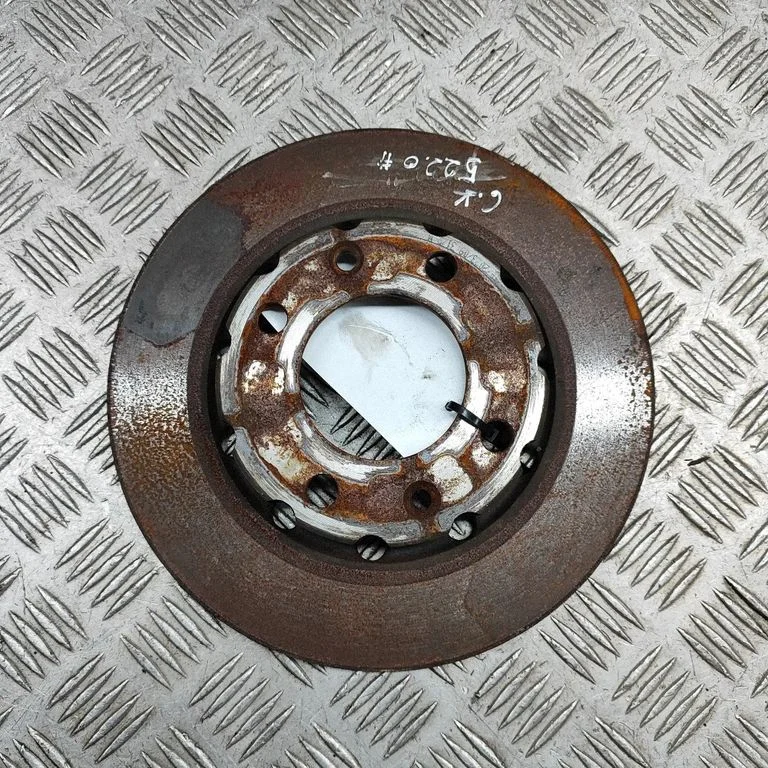 Tagumine piduriketas 1643574180