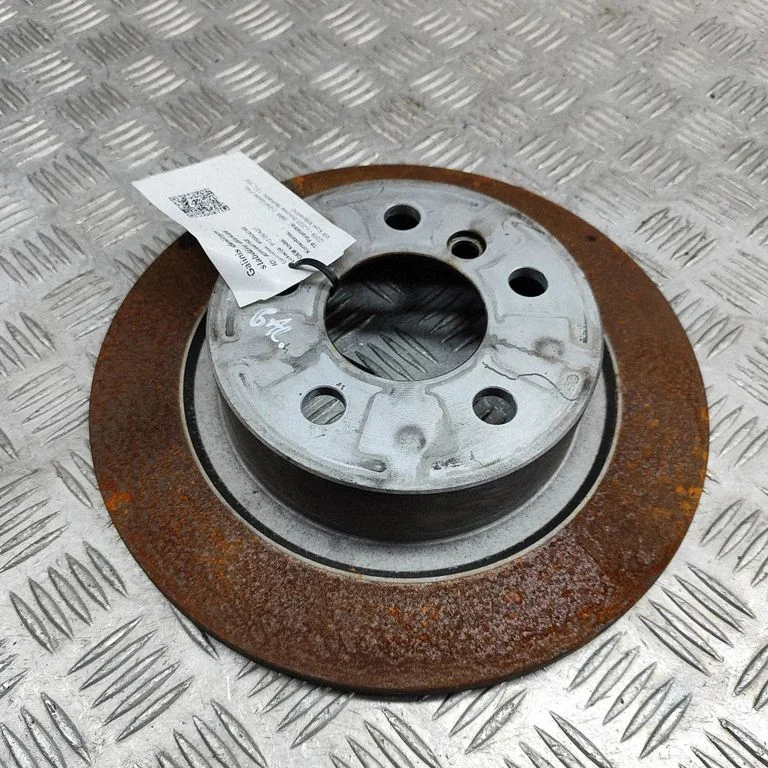 Tarcza hamulcowa tylna 6861013