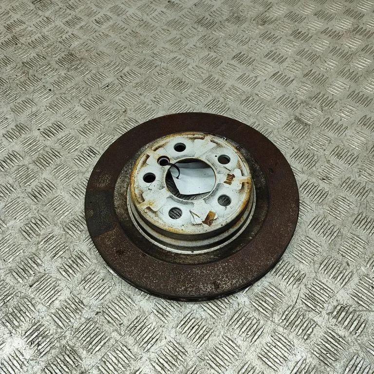 Aizmugurējais bremžu disks 6891086