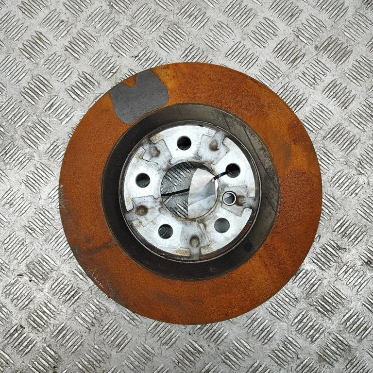 Rear brake disc 6799371
