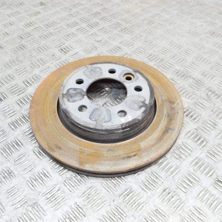 Aizmugurējais bremžu disks 2N0615601