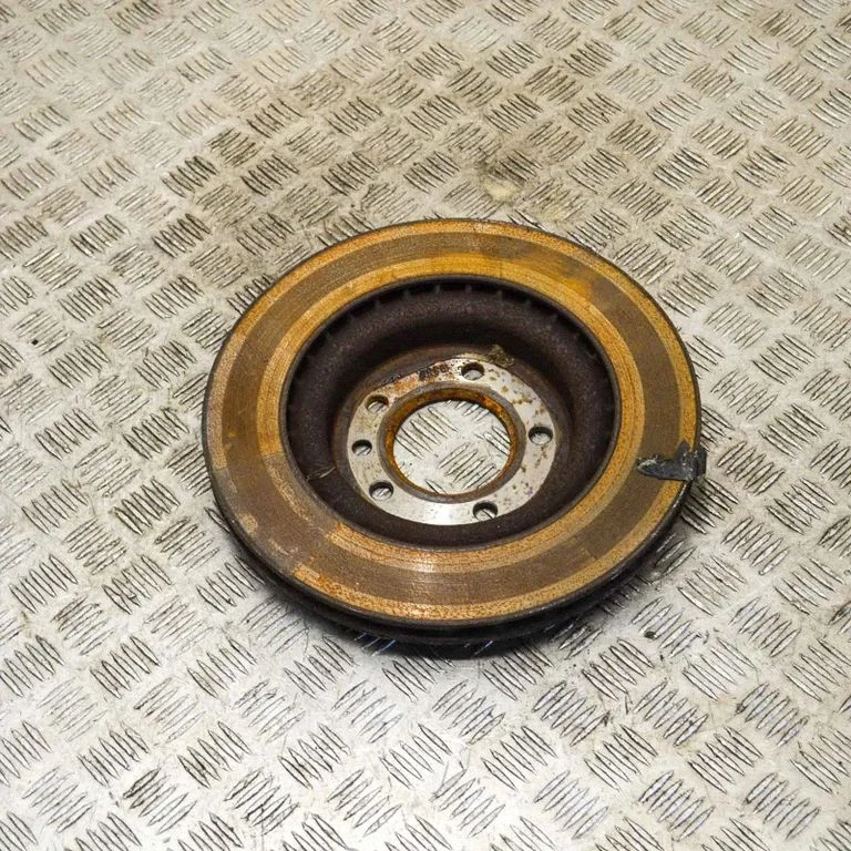 Tagumine piduriketas – parem