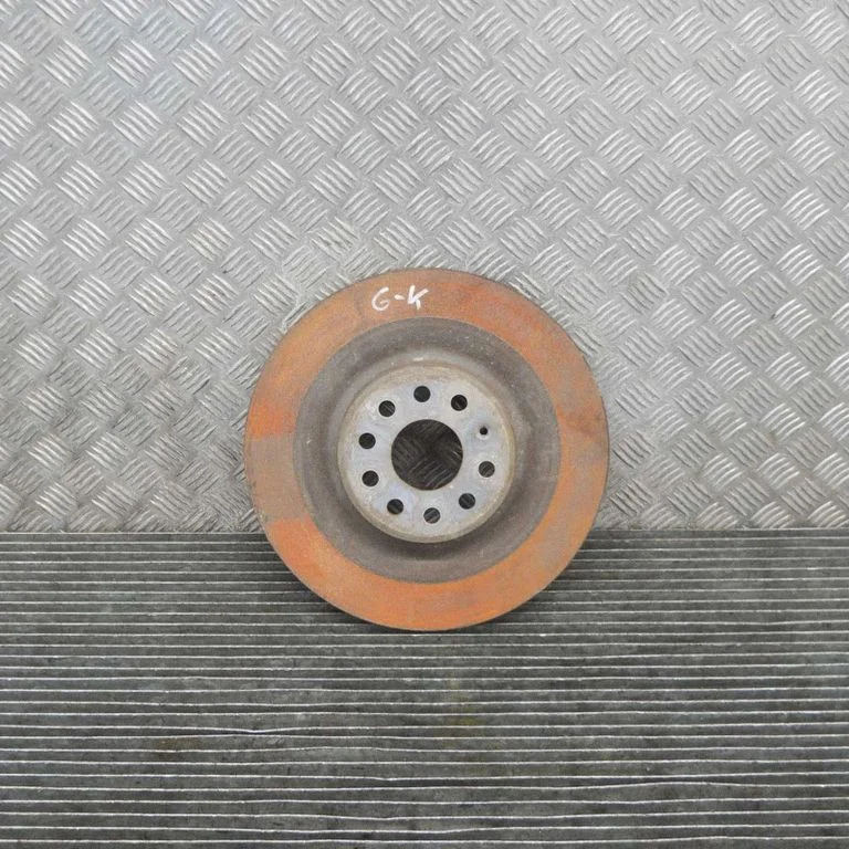 Aizmugurējais bremžu disks – kreisā