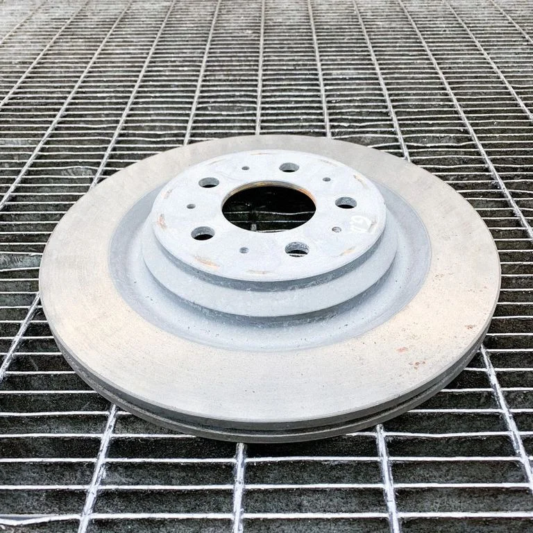 Rear brake disc – right