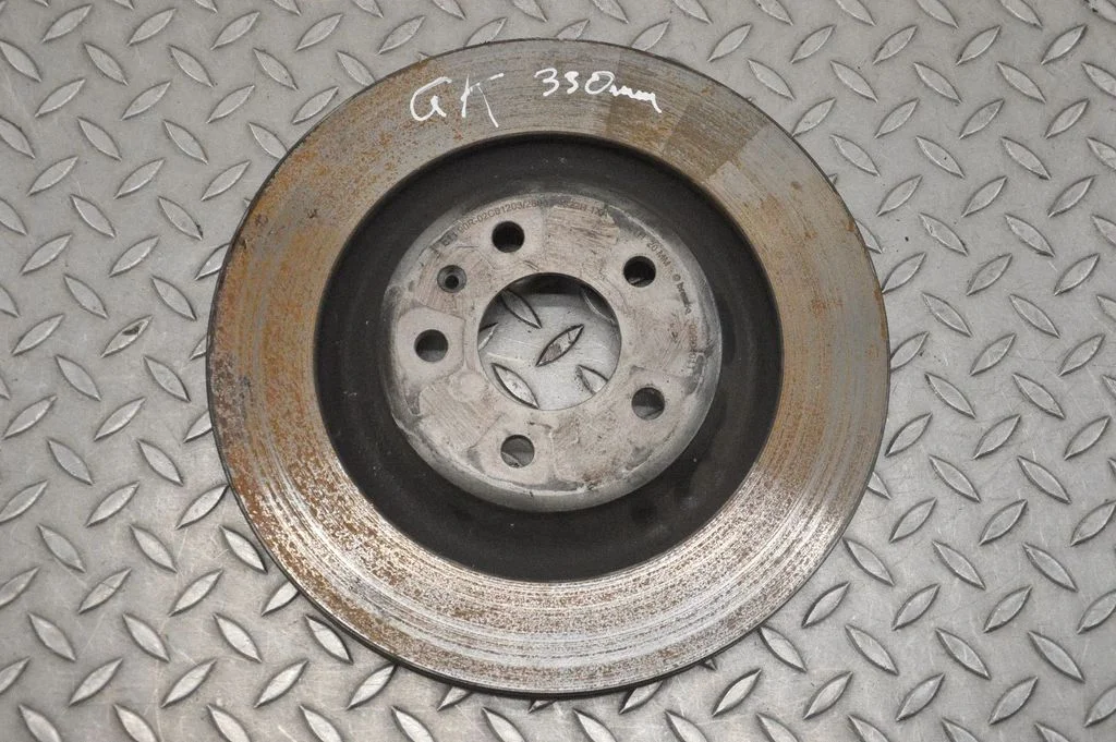 Aizmugurējais bremžu disks 90R02C01203