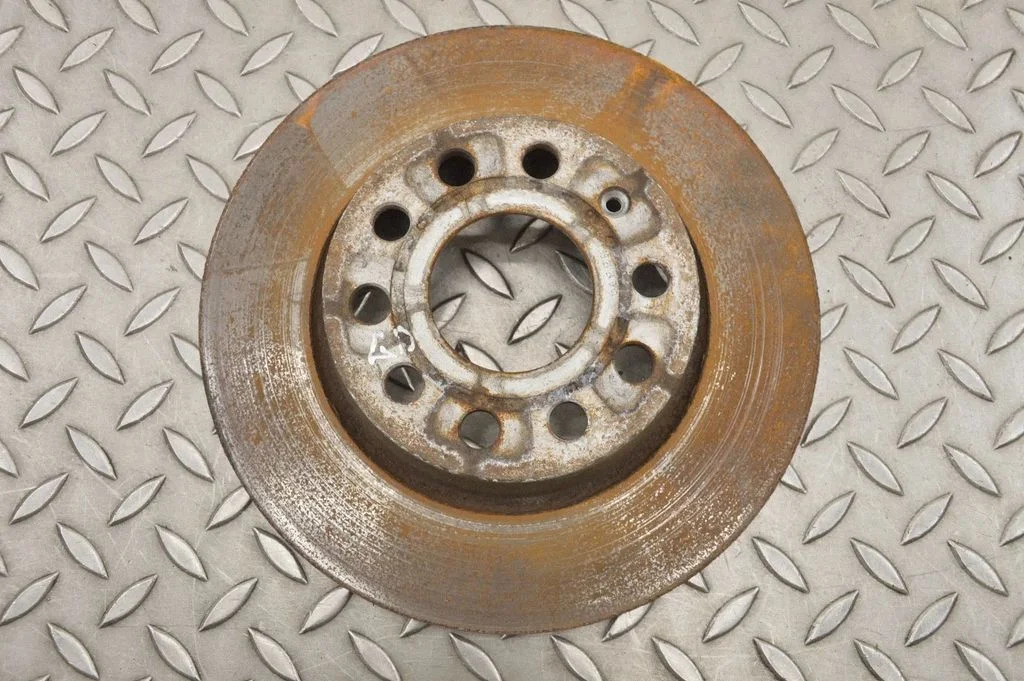 Aizmugurējais bremžu disks 272MM