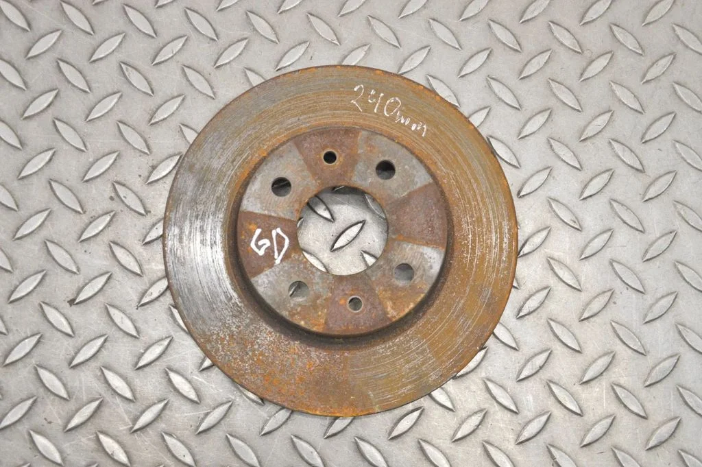 Tarcza hamulcowa tylna 240MM