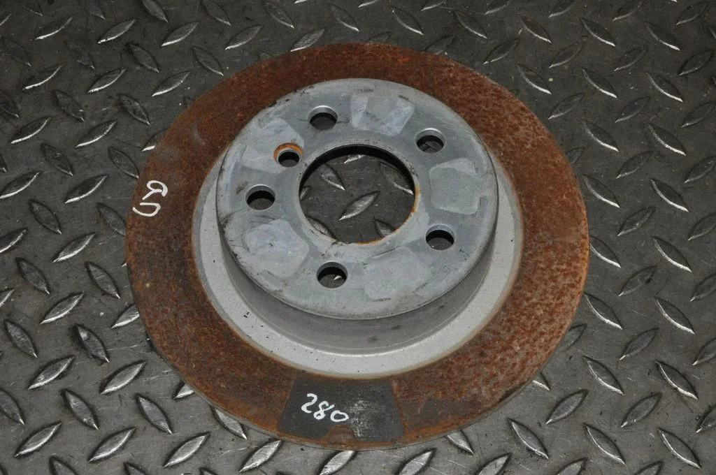 Rear brake disc – right