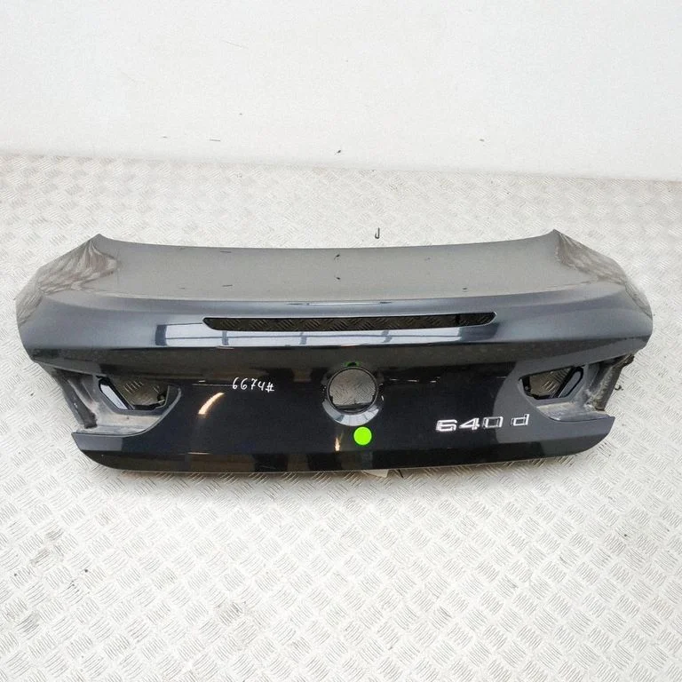 Tagaluuk (pakiruumi) 7228478