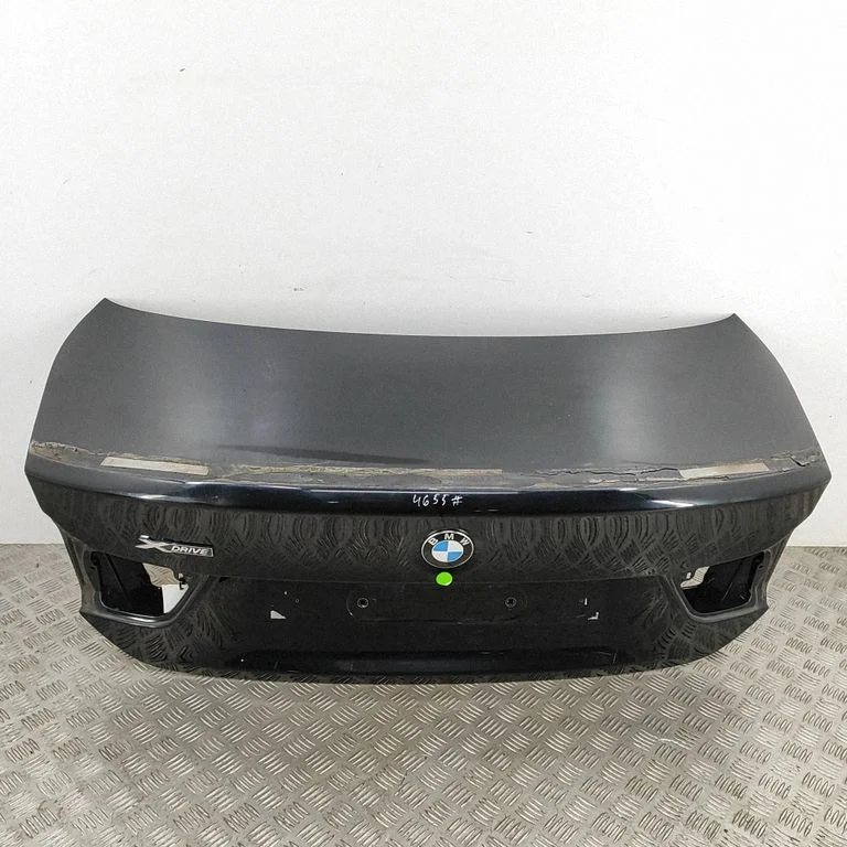 Aizmugurējais vāks (bagāžnieka) 7381193