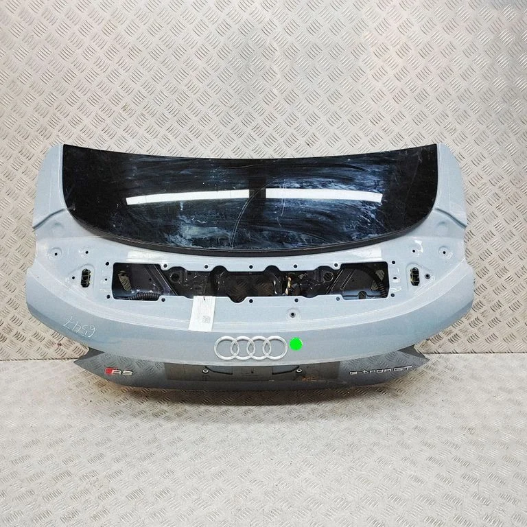 Tagaluuk (pakiruumi) 4J3827025B
