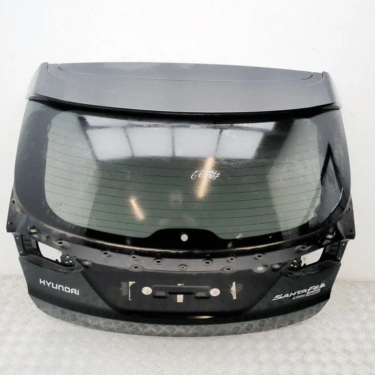 Aizmugurējais vāks (bagāžnieka) 737002W620