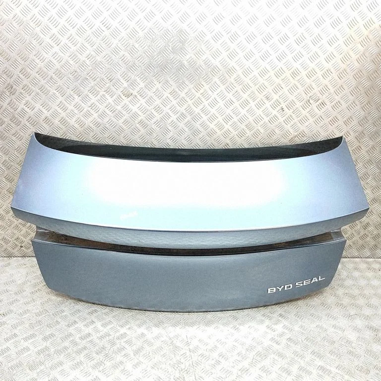 Tagaluuk (pakiruumi) EKEA5604010