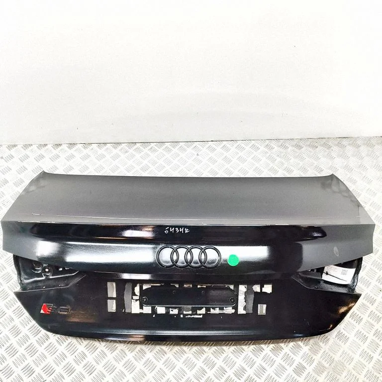 Tailgate/trunk/boot lid 8W6827025