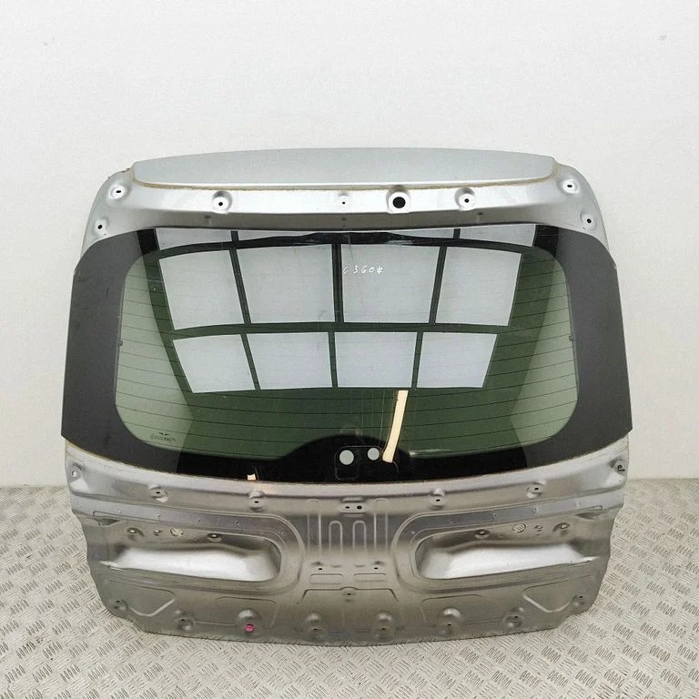 Tagaluuk (pakiruumi) 72800DS001 – Genesis GV70 (2020-)