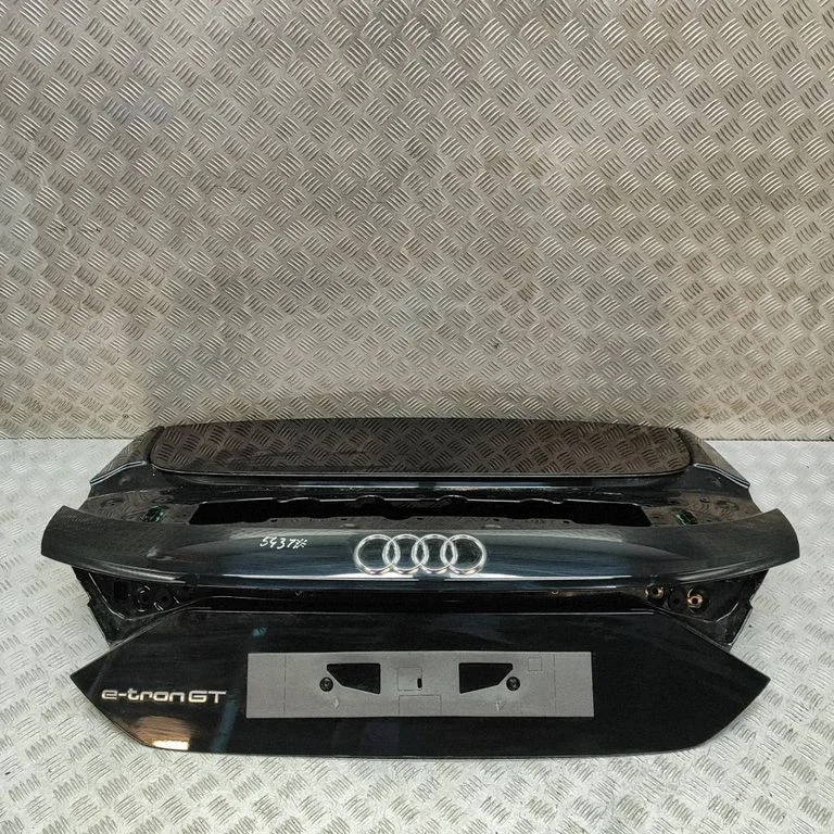 Aizmugurējais vāks (bagāžnieka) 4J3827025B
