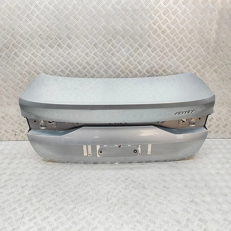 Aizmugurējais vāks (bagāžnieka) 9462996