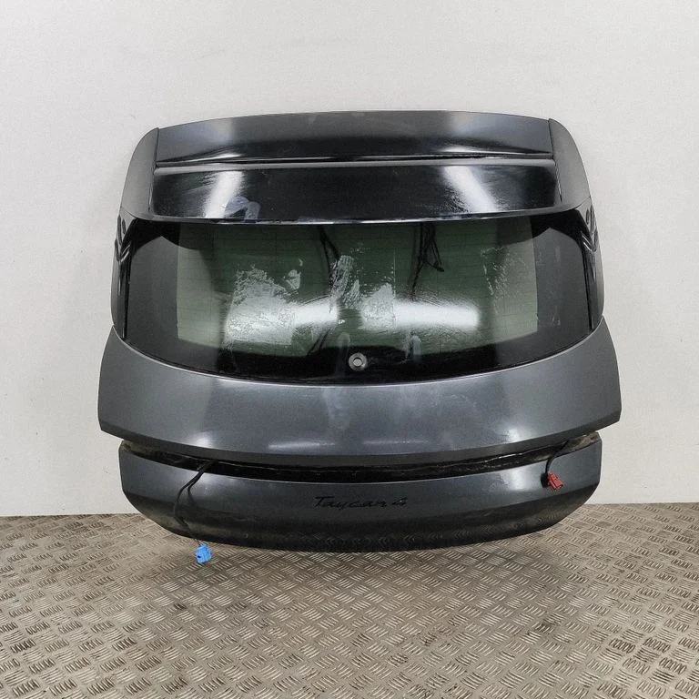 Aizmugurējais vāks (bagāžnieka) 9J0827025Y