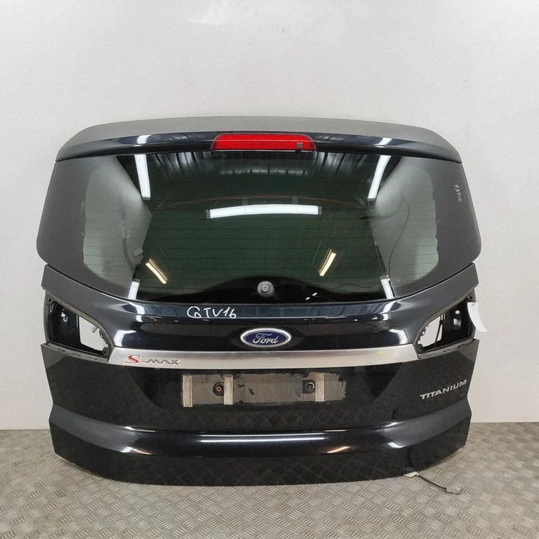 Klapa bagażnika PAM21R40410AB