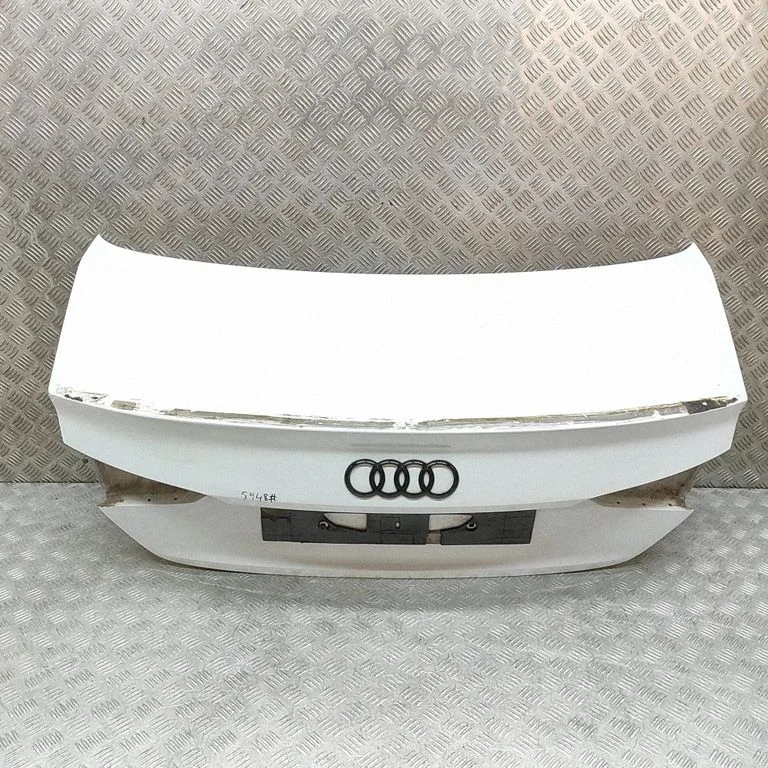 Tailgate/trunk/boot lid 8W6827025C
