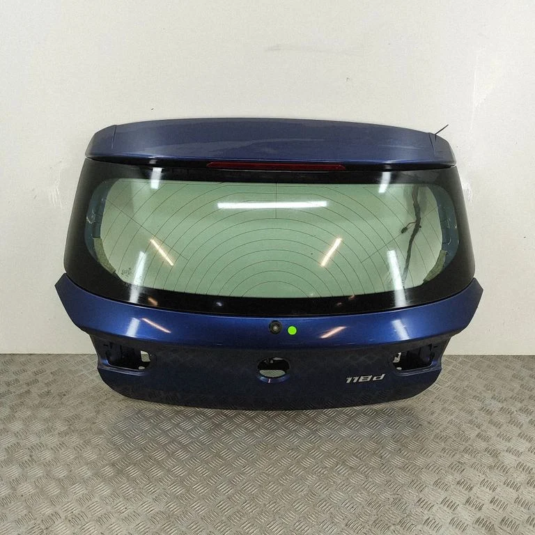 Tagaluuk (pakiruumi) 7420695