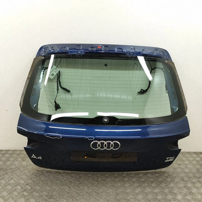Tailgate/trunk/boot lid 8W9827025