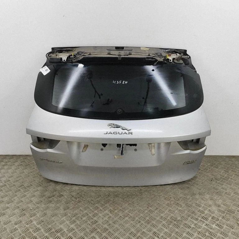 Aizmugurējais vāks (bagāžnieka) HK8340010A