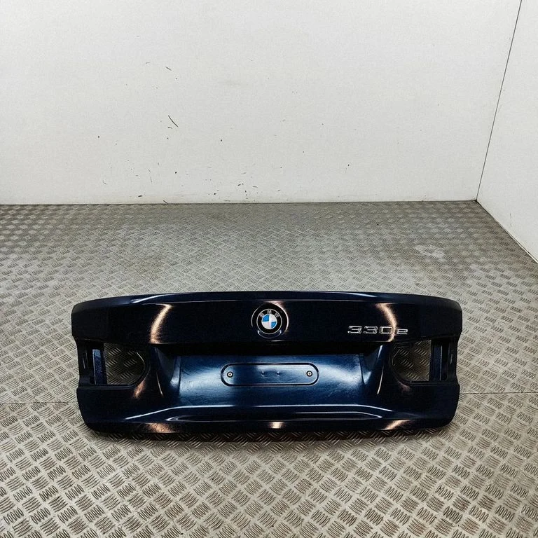 Aizmugurējais vāks (bagāžnieka) – BMW 3. sērija F30 F35 F31 (2012-2018)