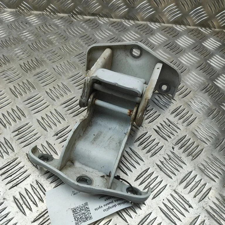 Tailgate/trunk/boot hinge 93458938