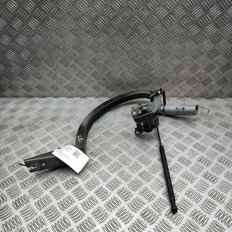 Tailgate/trunk/boot hinge 8W6827919