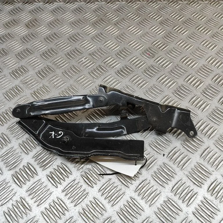 Tailgate/trunk/boot hinge 69910KL100