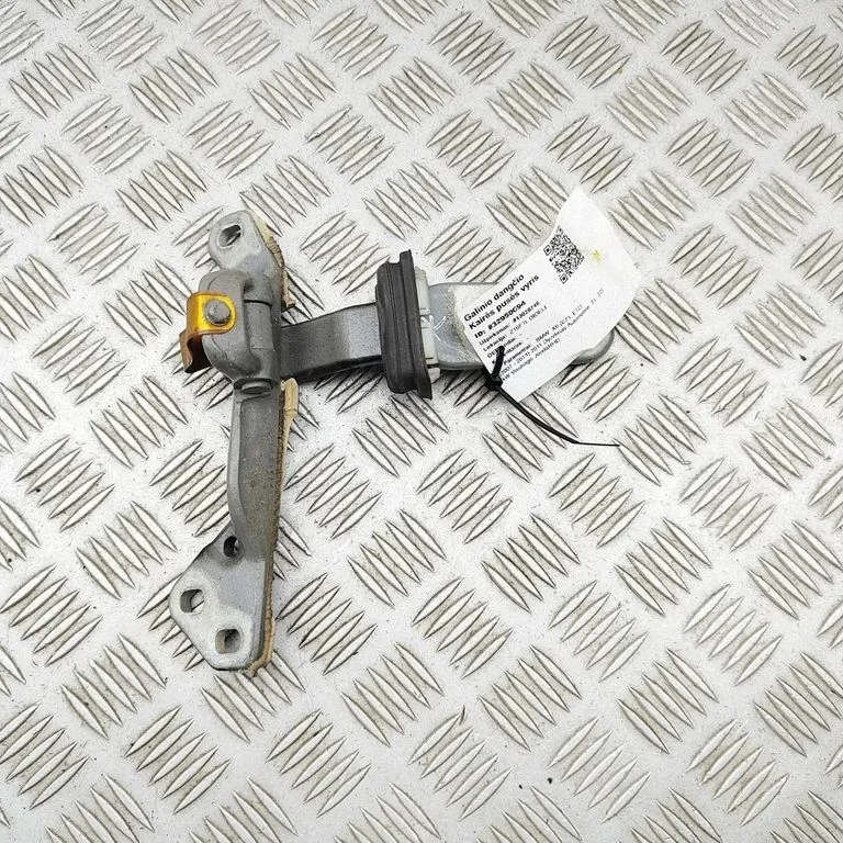 Aizmugurējā vāka eņģe (-es) 7202863