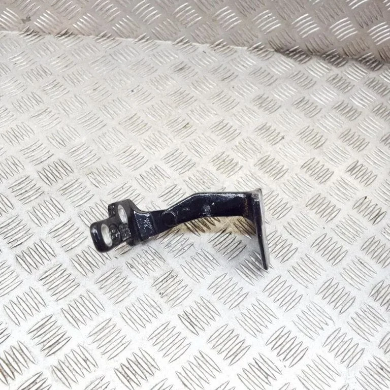 Tailgate/trunk/boot hinge – Land Rover Range Rover L405 (2013-2021)