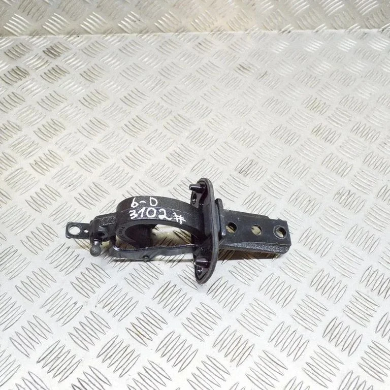 Tailgate/trunk/boot hinge – Volvo V70 (2008-2013)