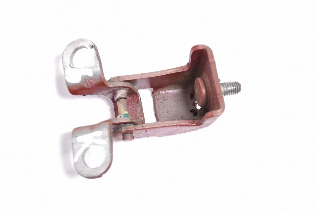 Tailgate/trunk/boot hinge – Peugeot 2008 I (2013-2019)