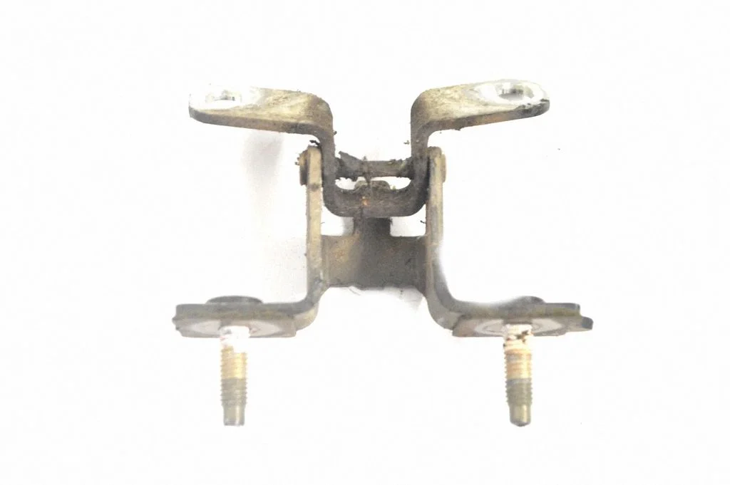 Tailgate/trunk/boot hinge – right