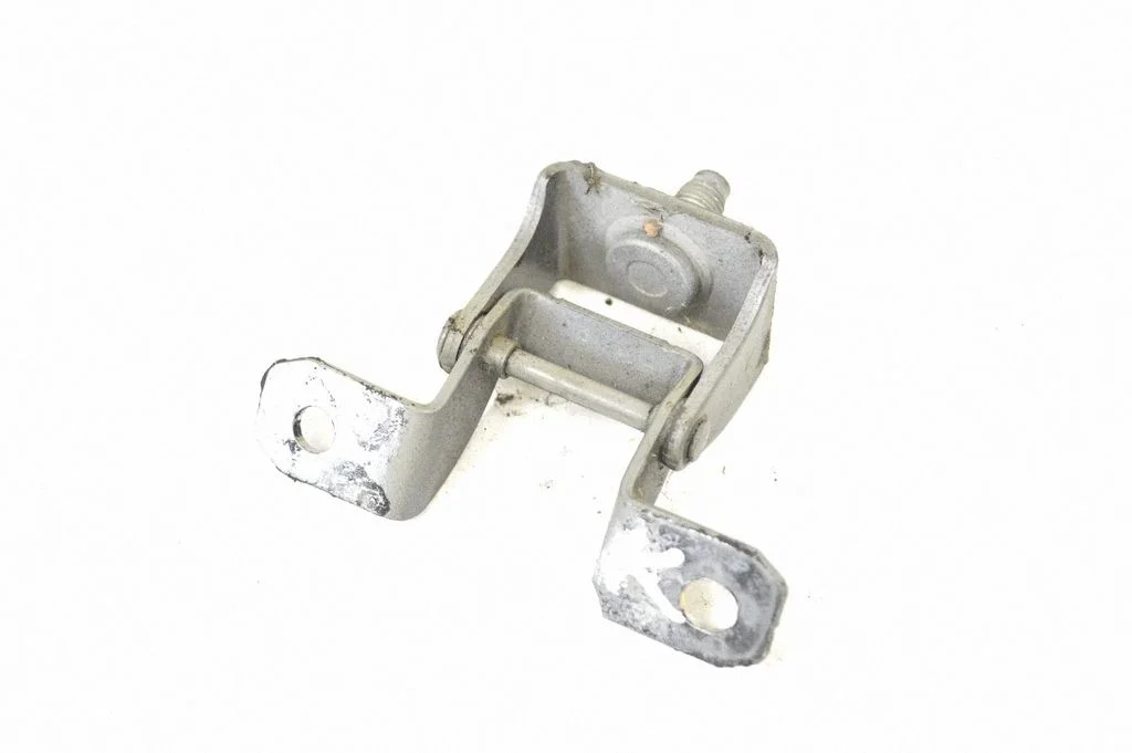 Tailgate/trunk/boot hinge 0130002648